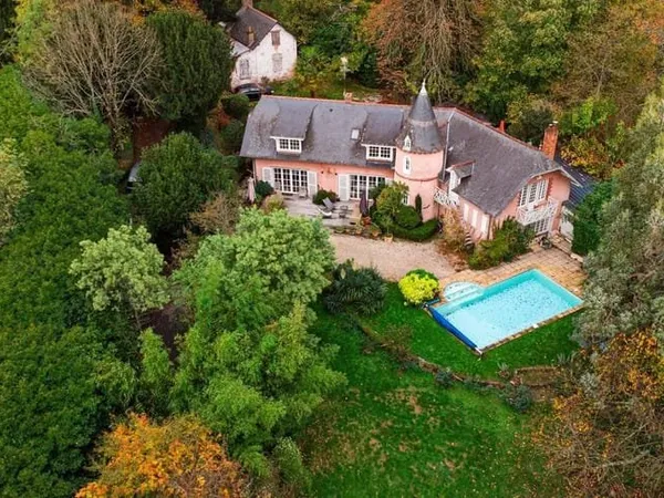Maison 3 pièces 240 m²