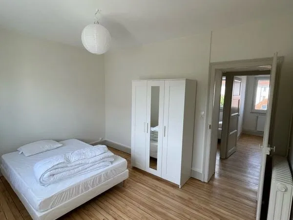 T4 / 3 chambres / 77m2