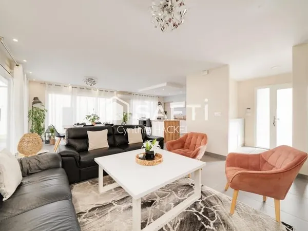 Maison 6 pièces 141 m²