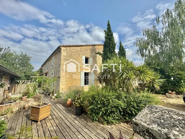 MAISON EN PIERRE 5 CHAMBRES + DEPENDANCES ET PISCINE