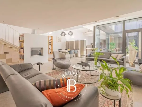 Appartement 4 pièces 143 m²