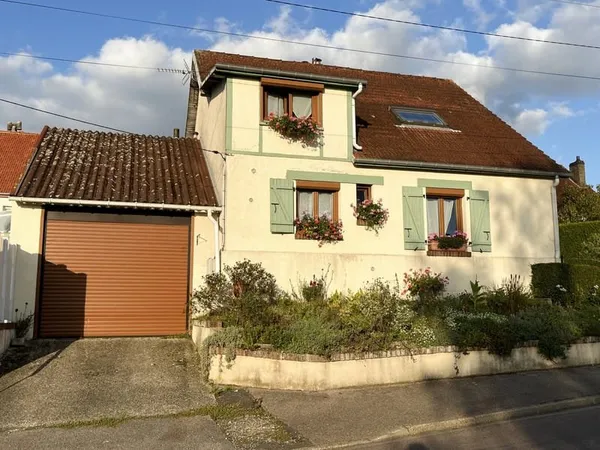 MAISON DE VILLE NEUFCHATEL EN BRAY