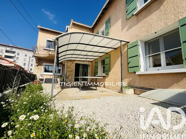 Maison 6 pièces 186 m²