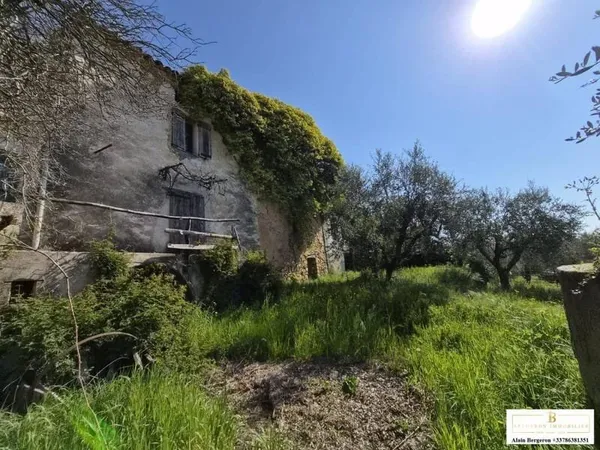 Maison 6 pièces 220 m²