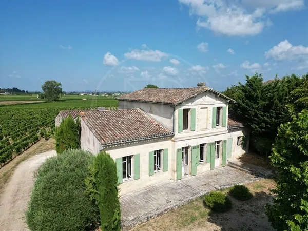 Maison à rénover avec vue sur les vignes