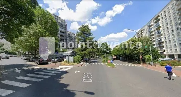 Local commercial 104 m²