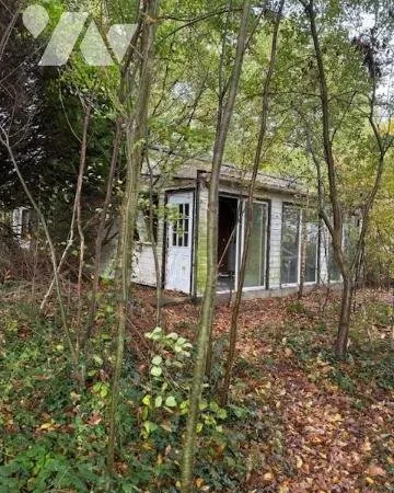 Terrain 2745 m²