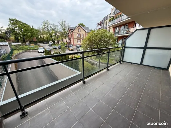 Appartement F3 avec terrasse 2 parkings et ascenseur HAGUENAU