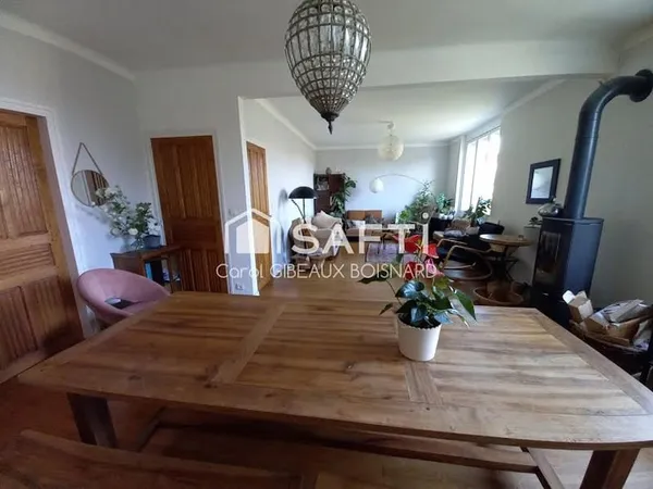 Maison 8 pièces 180 m²