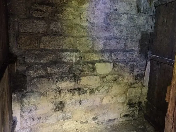Cave 5m2 Paris 18e