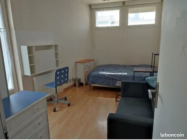 Logement pour saisonnier avril a août