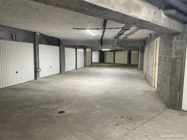 A vendre Garage parking 2 voitures