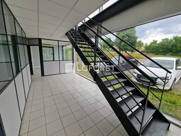 Local commercial Olemps 200 m2
