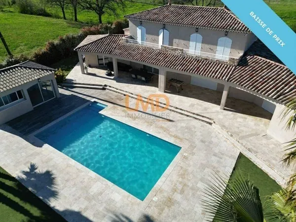 Maison 7 pièces 250 m²