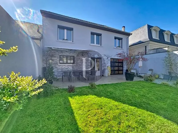 EXCLUSIVITE - ORMESSON SUR MARNE - MAISON 7 PIECES - JARDIN -