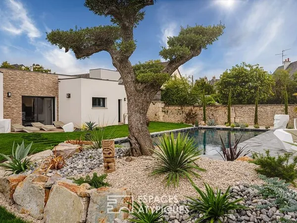 Maison d'architecte avec piscine en coeur de ville
