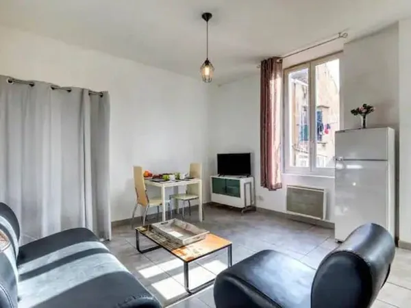 Studio 1 pièce 26 m²