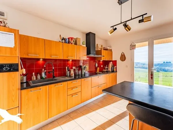 Maison 6 pièces 153 m²