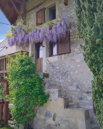 Charmante maison en pierre secteur Voiron
