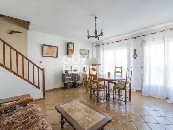 MAISON À VENDRE DE 4 PIÈCES DE 84,00 M²