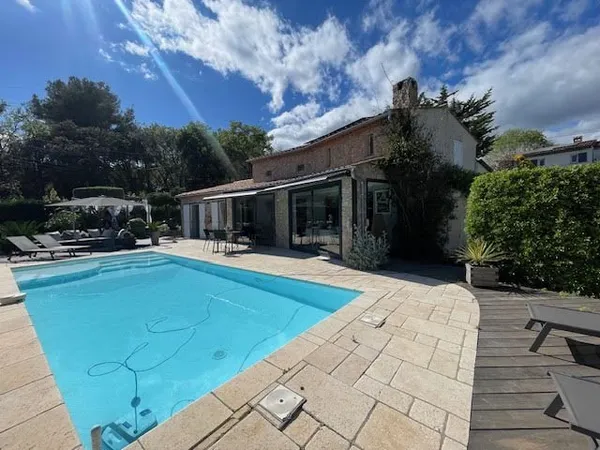 Maison 4 pièces 120 m²