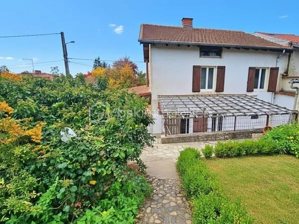 Maison 110 m² + Terrasse sans vis-à-vis + Grand terrain - Neulise