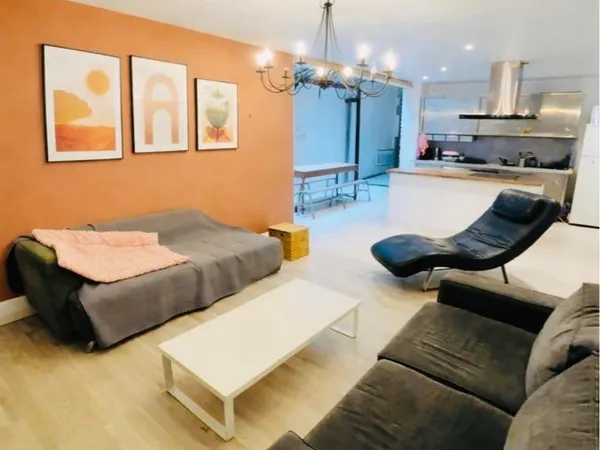 Appartement dans immeuble indépendant