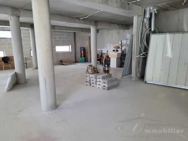 Bureaux 124 m²