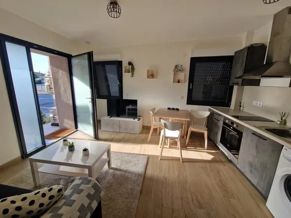 APPARTEMENT T2 NEUF MEUBLE ET EQUIPE + PARKING A TAIN L'HERM
