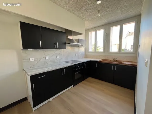 Location maison T4 avec garage et jardin à Villefranche de Rouergue