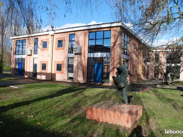 Location bureaux rénovés 23m2 - Parc Technologique du Canal à Ramonville
