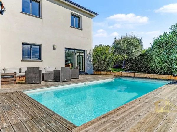 Maison 6 pièces 115 m²