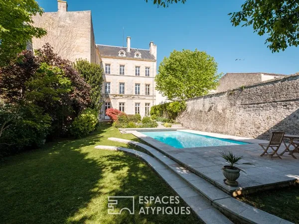 Hôtel particulier avec piscine en hypercentre