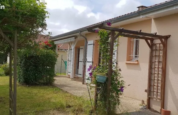 Maison bien située
