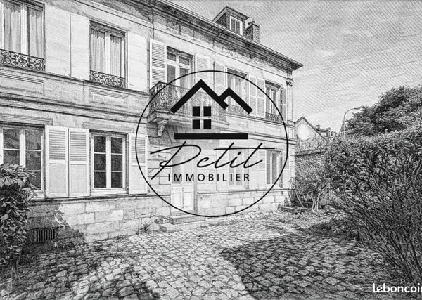 Maison 8 pièces 204 m²