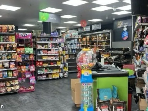Local commercial 110 m2 Droit au bail