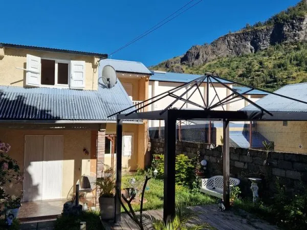ORPI - CILAOS MAISON 170M²