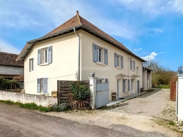 Maison 140 m² + Dépendances sur 3200 m²