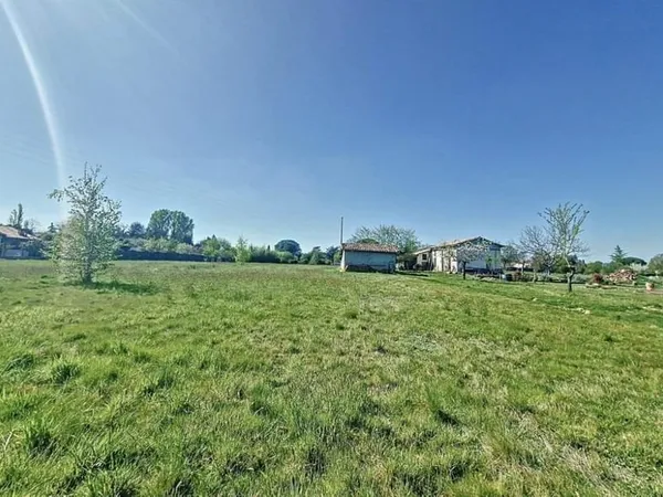 COUP DE COEUR TERRAIN BESSIERES 840m2 PLAT VIABILISE