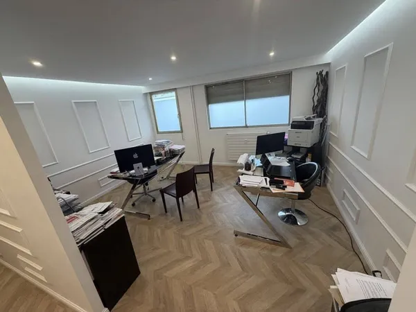 Bureaux 2 pièces 52 m²