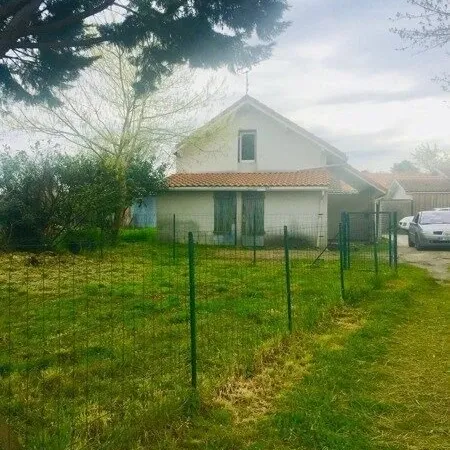 Pavillon de 4 pièces principales