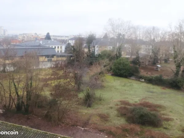 Loue appartement T3 à Tarbes