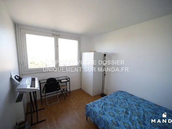 CHAMBRE EN COLOCATION - MASSY | BALCON - PARKING - CHARGES INCLUSES - APL
