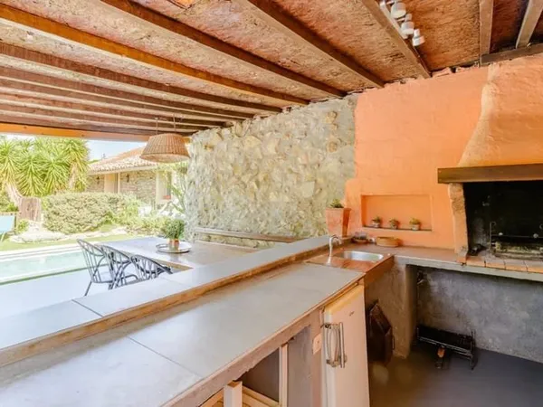 Superbe maison 10 pièces avec gîte à Marcorignan