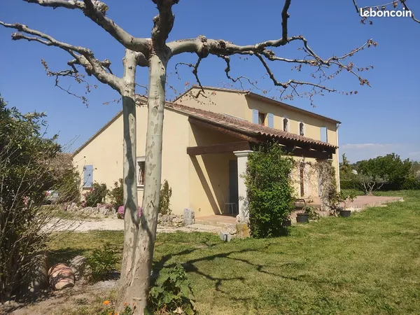 Maison 6 pièces 203 m²