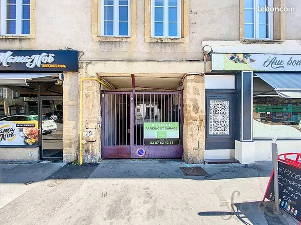 Parking/box Metz