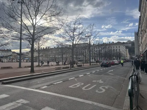 Local commercial 48 m²