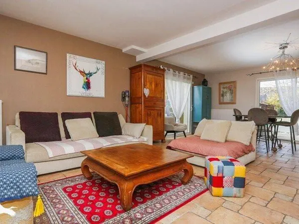 Maison 6 pièces 186 m²