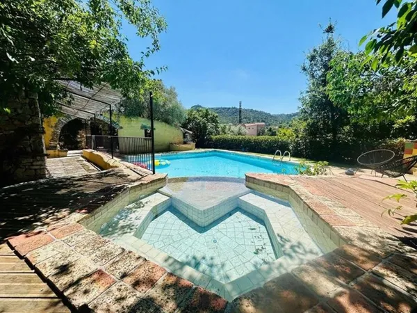 Maison de luxe 5 pièces 174 m²