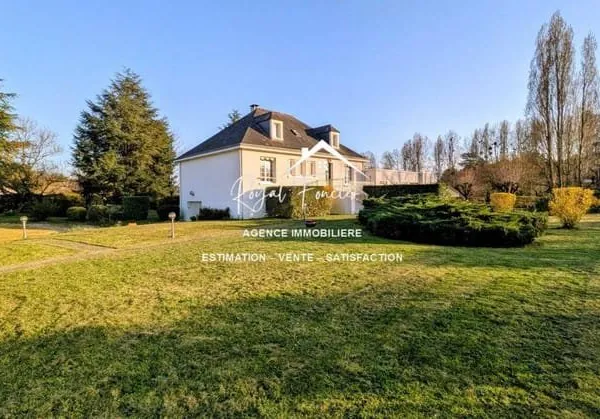 Maison 11 pièces 192 m²